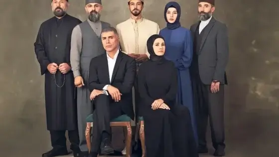 مسلسل ورود حمراء الحلقة 10 مدبلجة